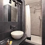 Economico E Strategico A Quattro Fermate Da Piazza Duomo Appartement Milan