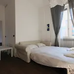 Economico E Strategico A Quattro Fermate Da Piazza Duomo