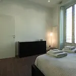 Economico E Strategico A Quattro Fermate Da Piazza Duomo Appartement Milan