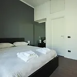 Economico E Strategico A Quattro Fermate Da Piazza Duomo * Milan