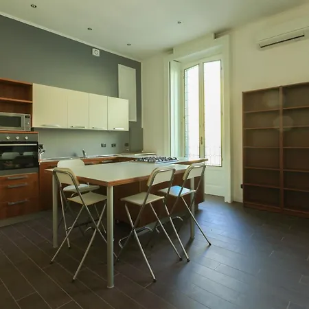 Economico E Strategico A Quattro Fermate Da Piazza Duomo Appartement *